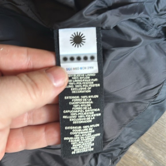 (Sold!!) UGG Brayden Puffer Jacket size XXL. Like new. 10/10 - Picture 5 of 7